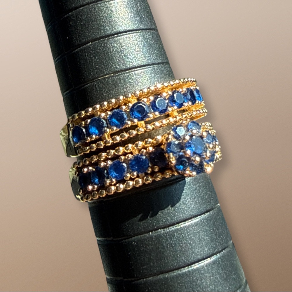 Sapphire on gold sz 5 (NOT BP)